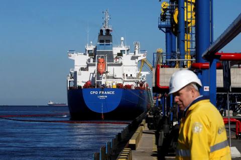 «Відчайдушна» Азія звертається до російської нафти на тлі енергетичного шоку в Ірані 