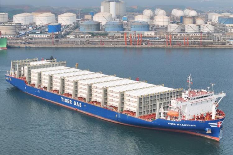 Викиди від СПГ мають позитивну кліматичну динаміку порівняно з показниками забруднення повітря від трубопровідного газу та вугілля при імпорті в Європу та Азію 