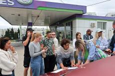 Криза пального в Росії загострюється, в той час як Україна посилює удари по окупованих територіях. 